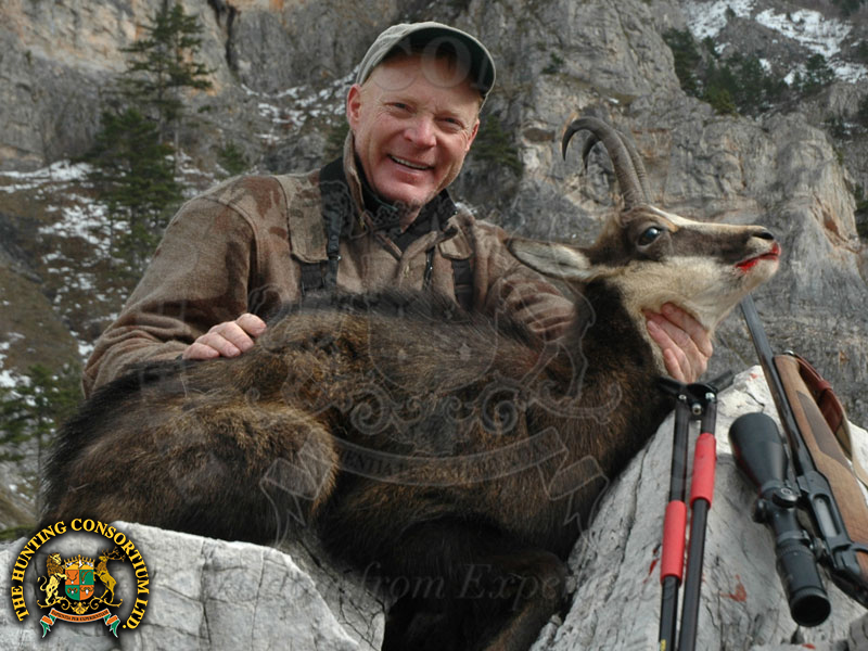 Craig Boddington Hunting in Slovenia with Hunting Consortium. Boddington Hunts with Hunting Consortium
